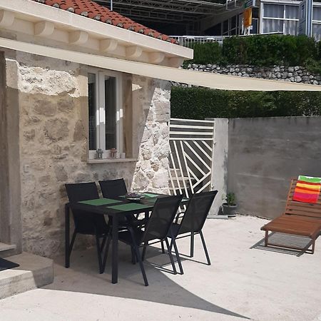 Ferienwohnung Little Stone House Buici  Exterior foto